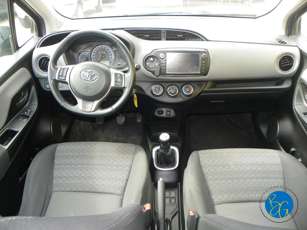 Toyota Yaris 1.0 5 porte