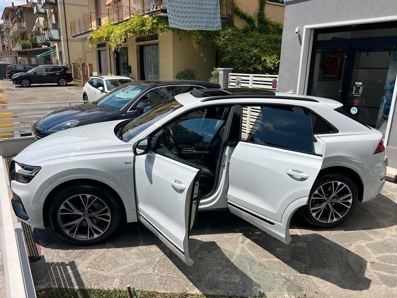 AUDI Q8 50 TDI 286cv QUATTRO TIPTRONIC SPORT