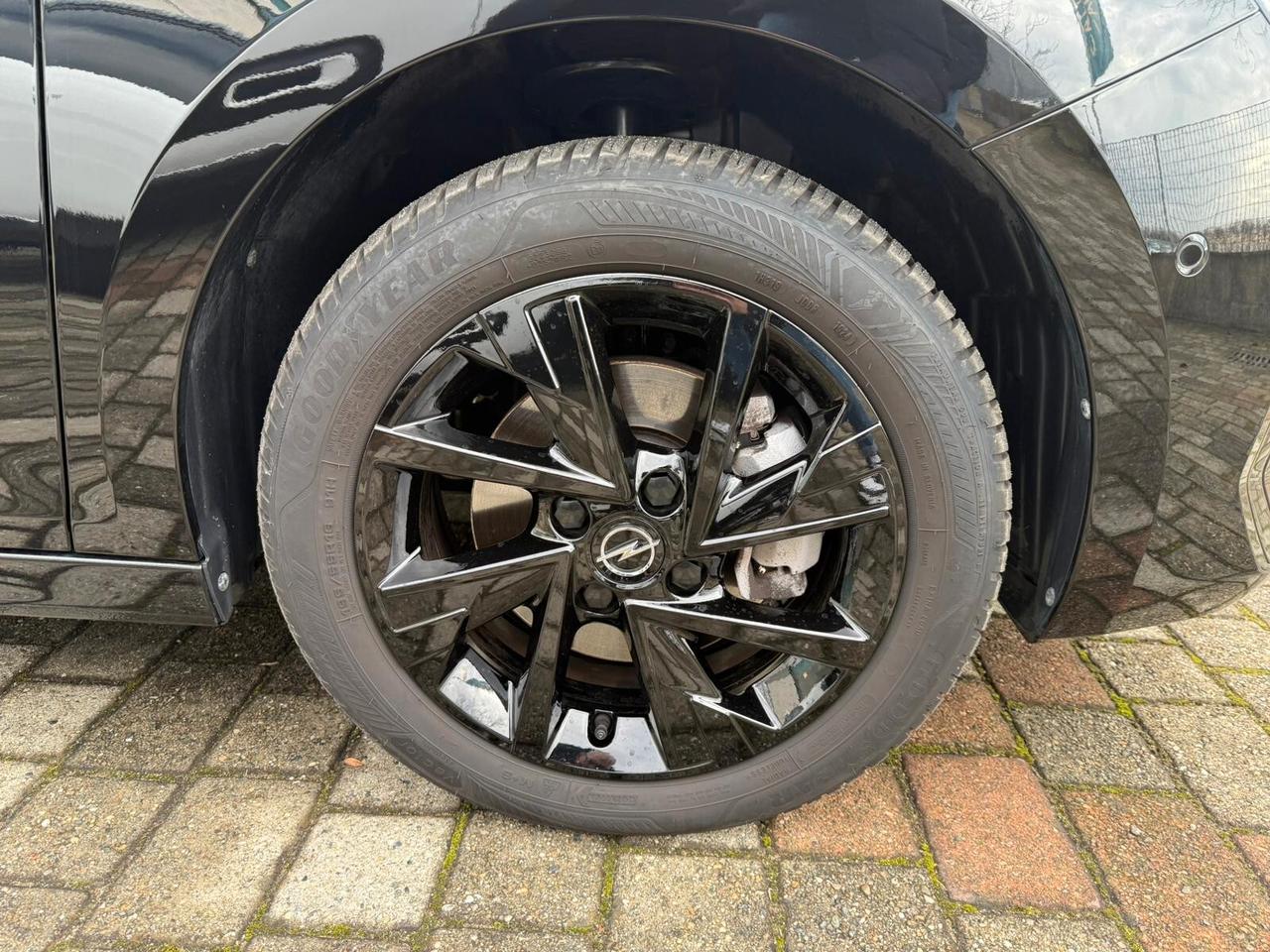 Opel Corsa 1.2 100 CV GS