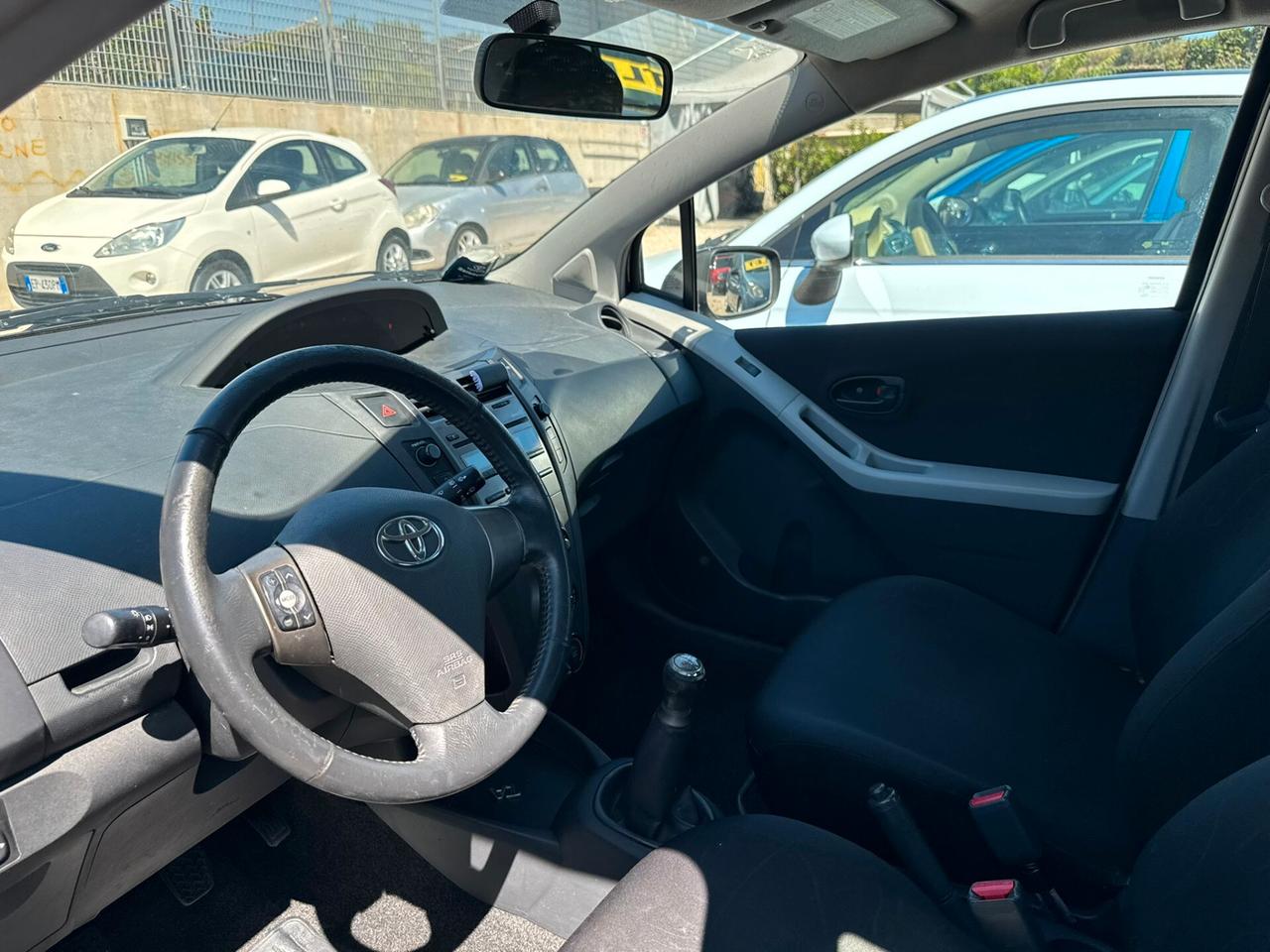 Toyota Yaris 1.0benzina 5 porte