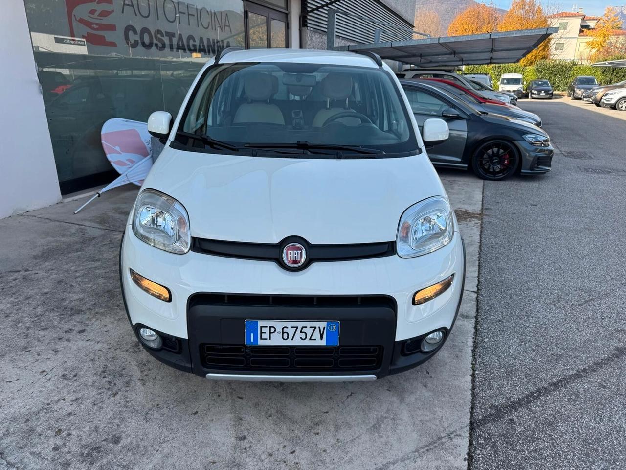 Fiat Panda 1.3 MJT 16V DPF 4x4 Climbing