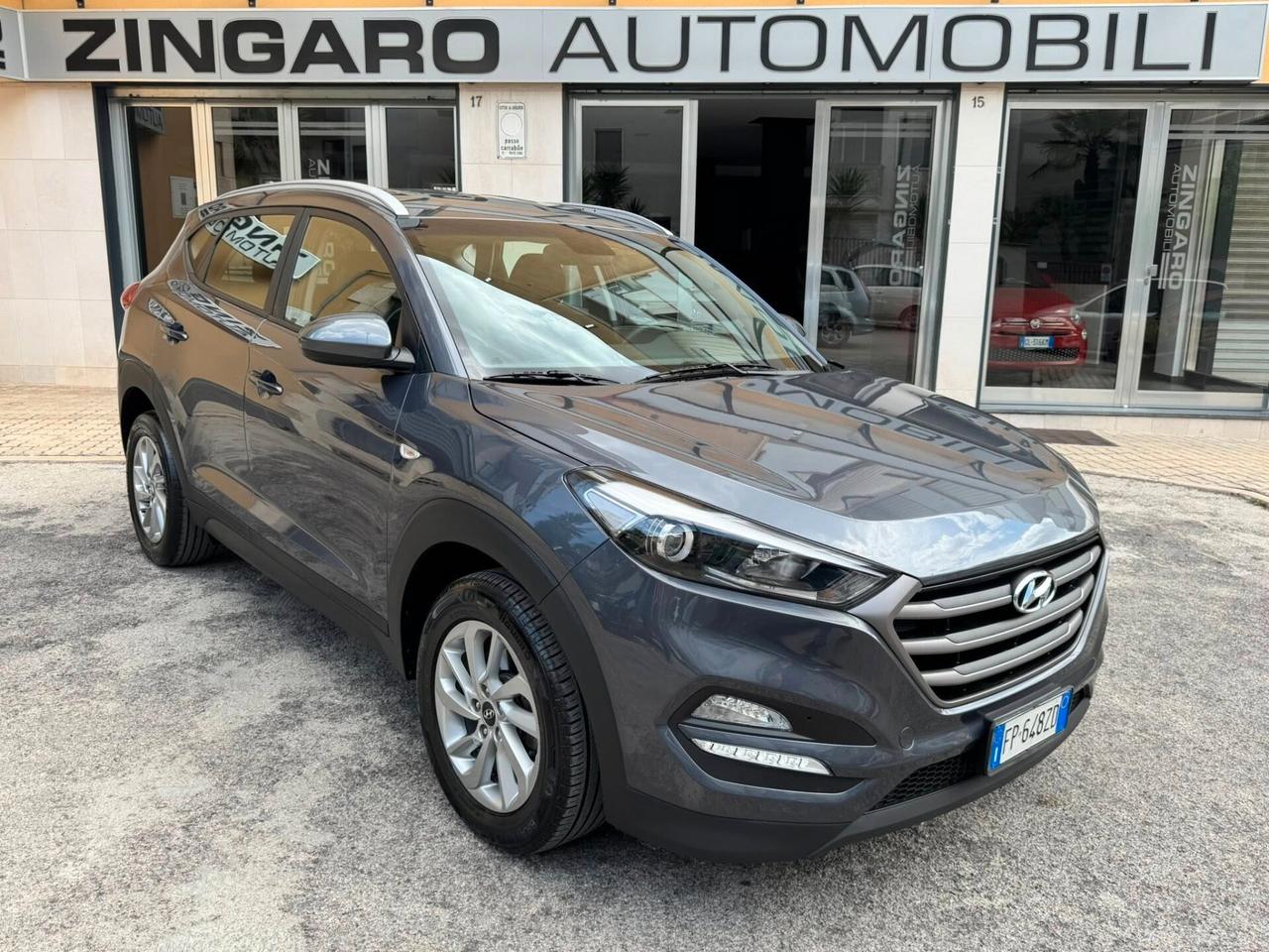 HYUNDAI TUCSON 1.7 CRDI 115 CV. X-POSSIBLE NAVI+RETROCAMERA