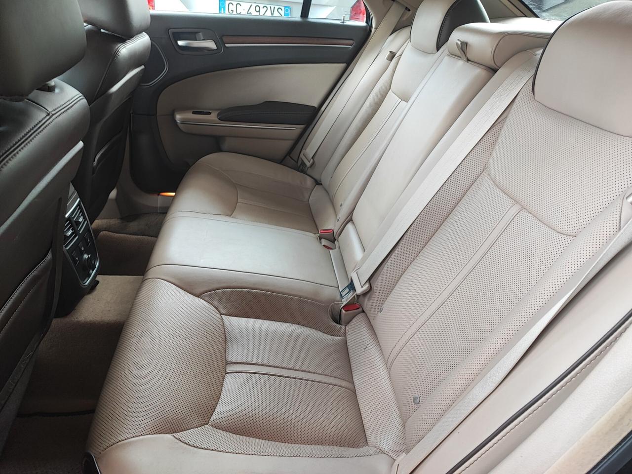 Lancia Thema 3.0 V6 Multijet II 239 CV Executive