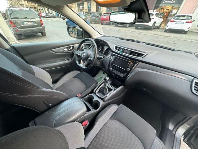 Nissan Qashqai 1.5 dCi N-Connecta