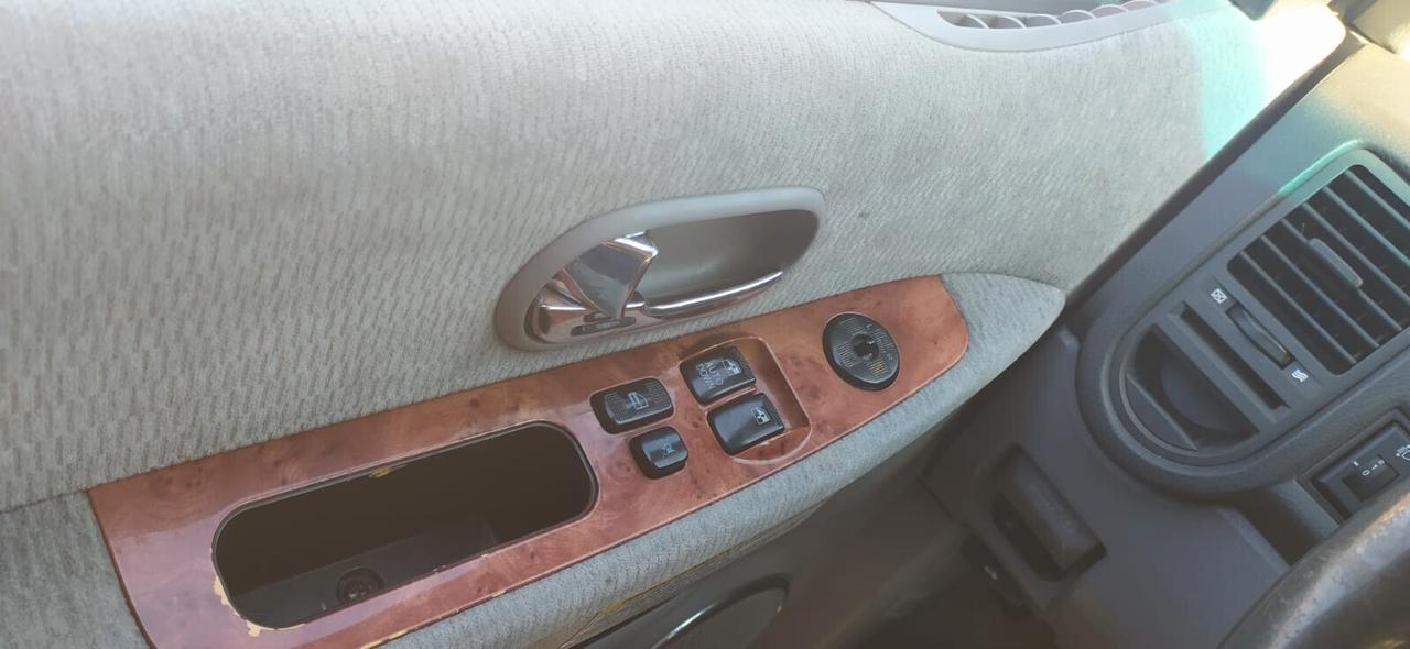 Kia Carnival 2.9 16V CRDi cat Class
