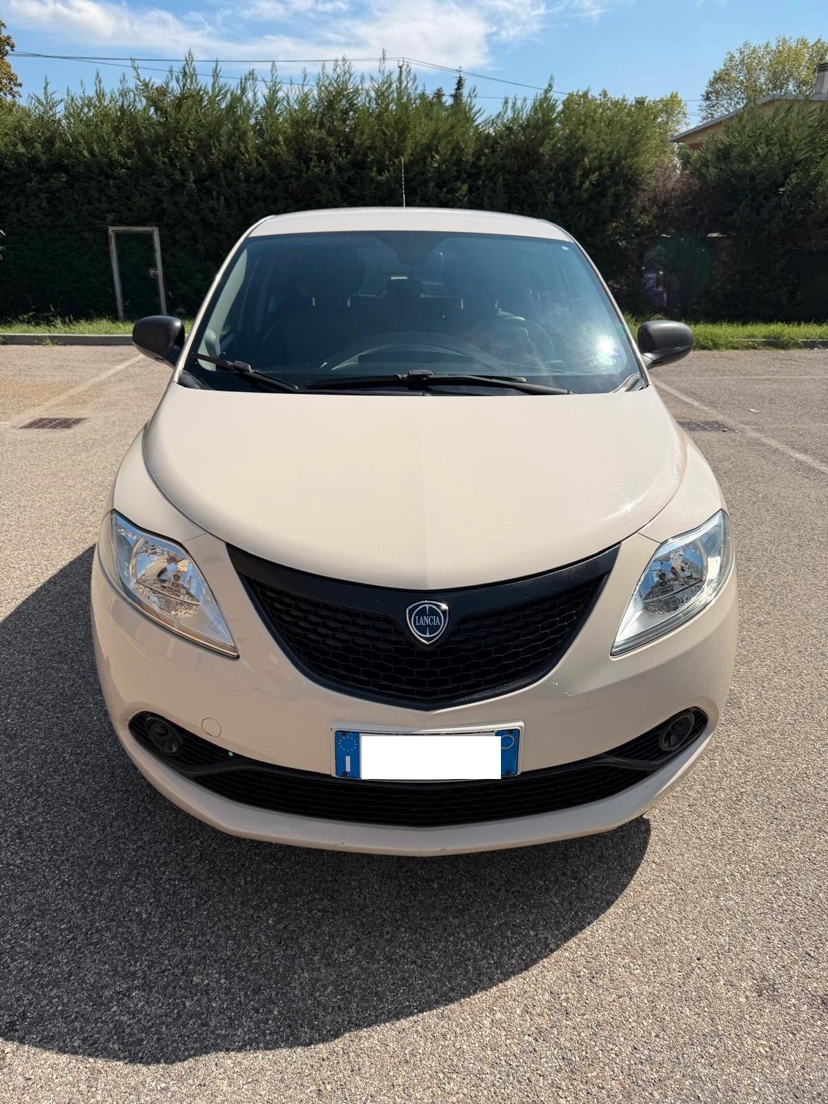 Lancia Ypsilon 1.2 Gpl - NEOPATENTATI - 12 MESI DI GARANZIA -