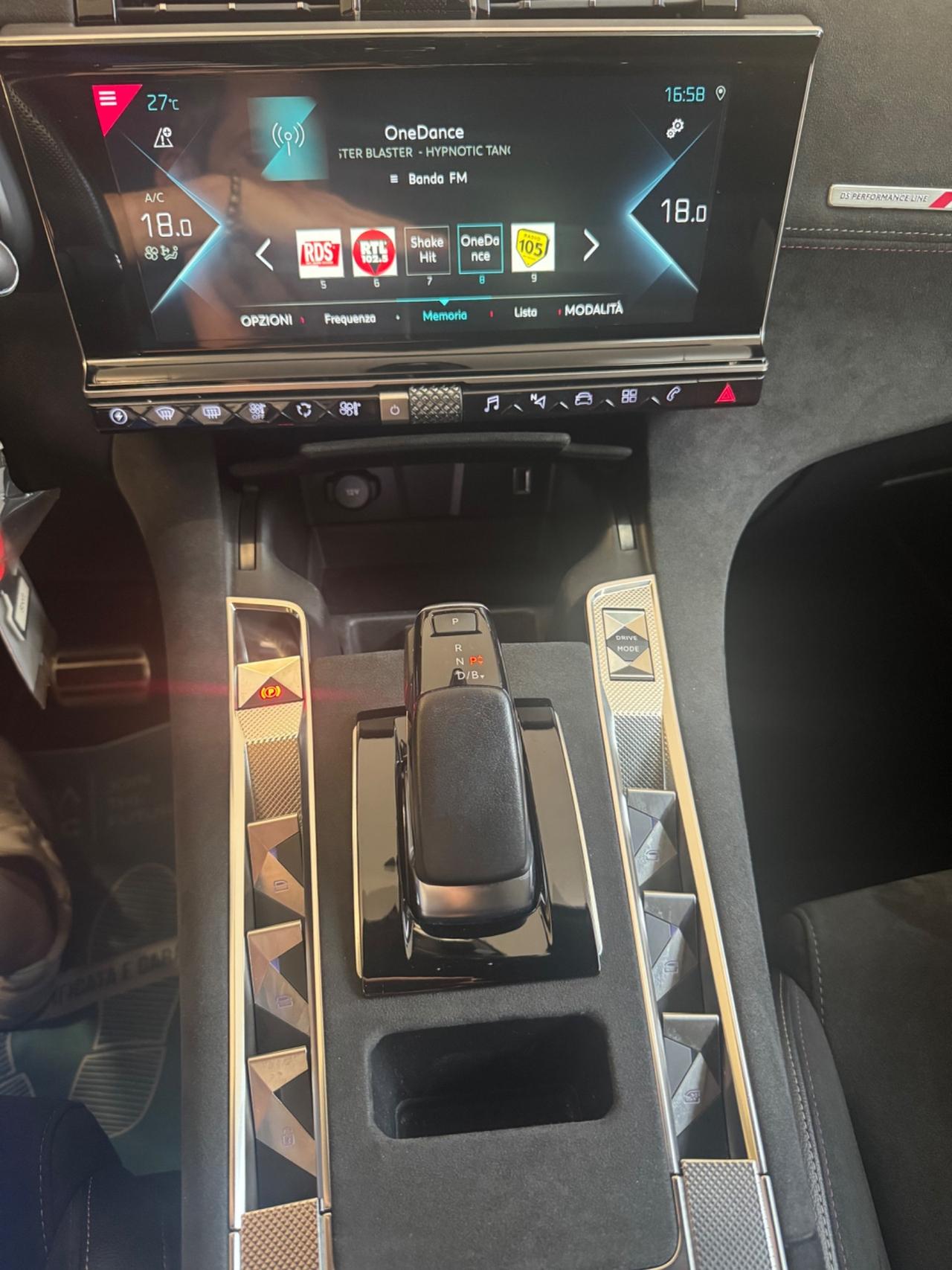 Ds 7 Crossback E-Tense Performance Line