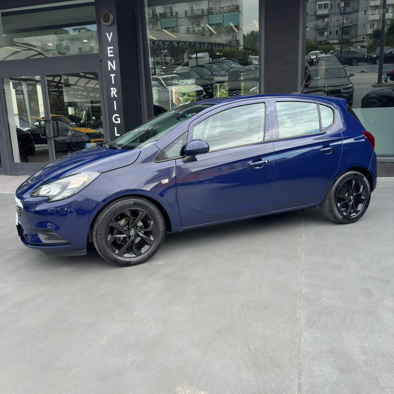 Opel Corsa 1.2 5 porte