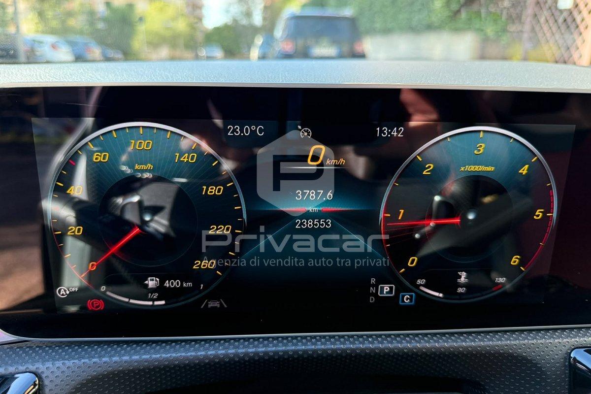 MERCEDES CLA 180 d Automatic Premium