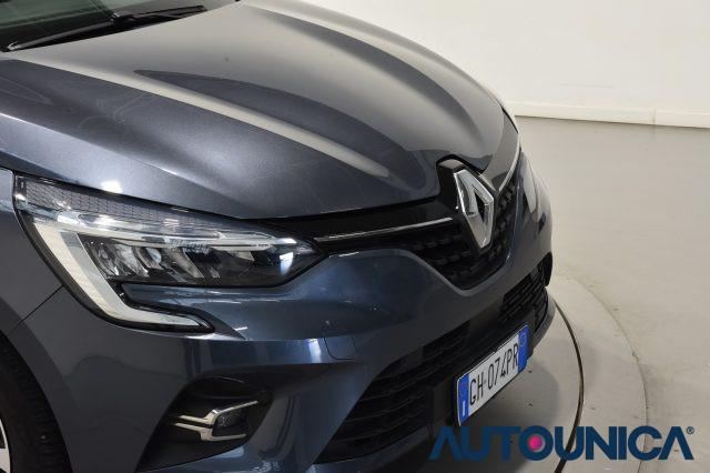 RENAULT Clio 1.0 TCE 90CV 5 PORTE BUSINESS NAVI LED