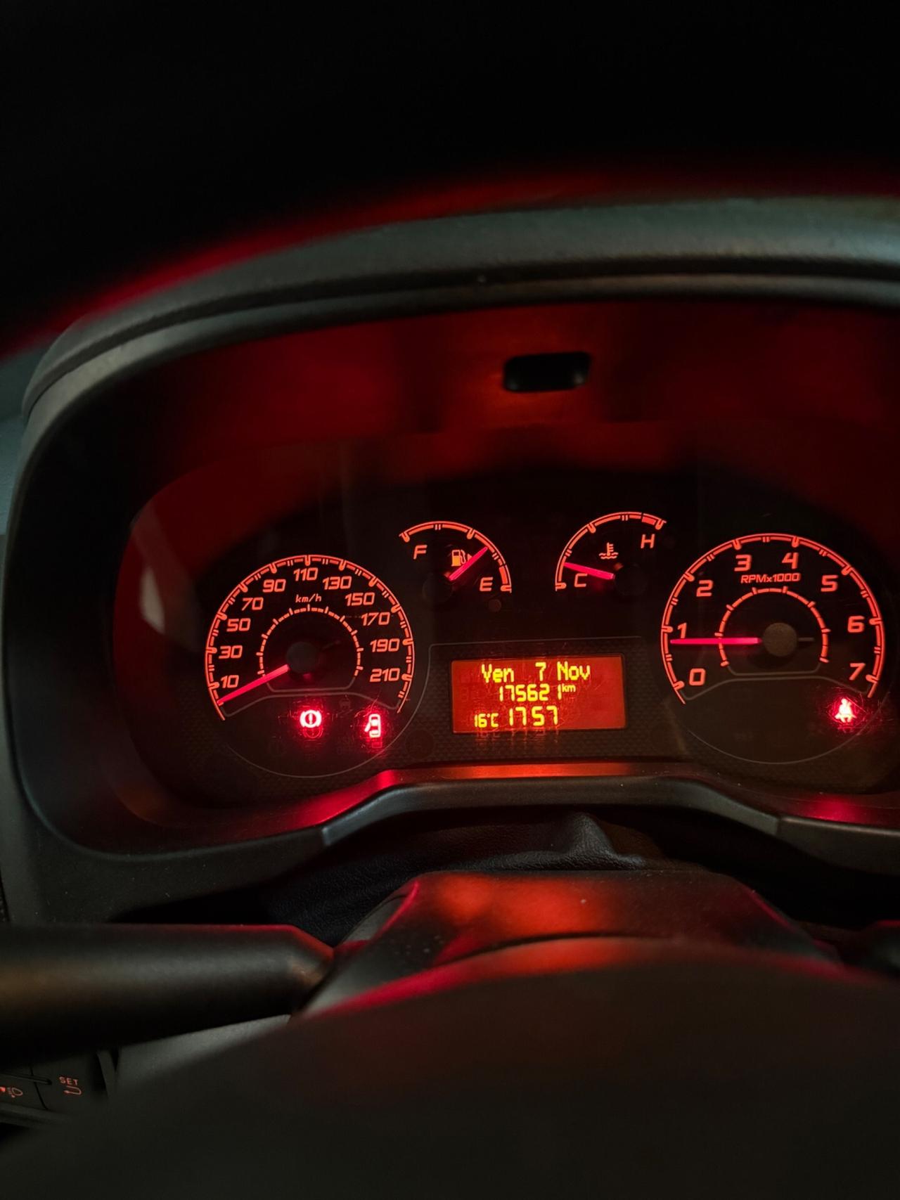 Fiat Fiorino 1.3 MJT 95CV Cargo SX