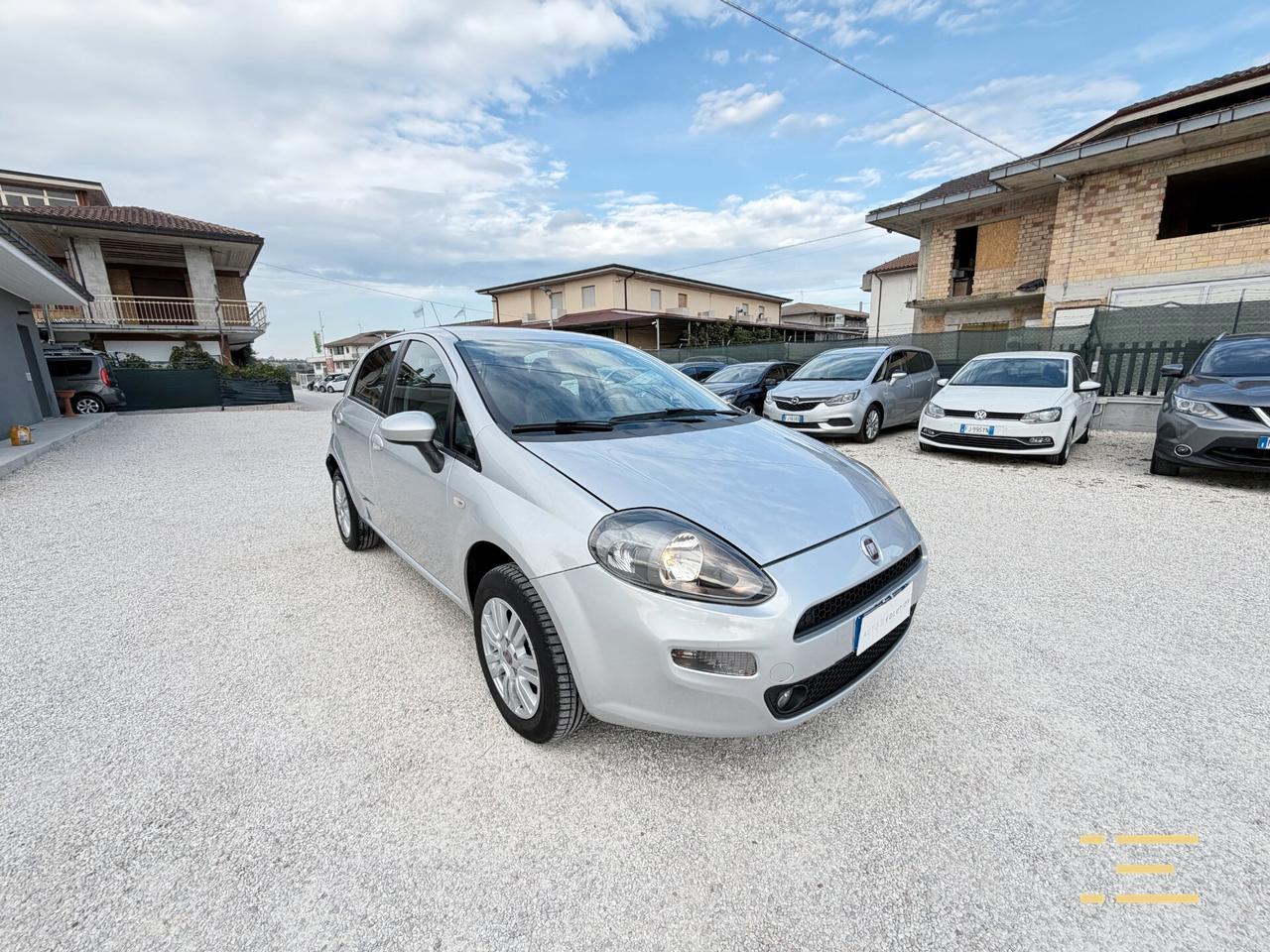 Fiat Punto 1.4 8V 5 porte 77 cv Natural Power Lounge 234.480 km
