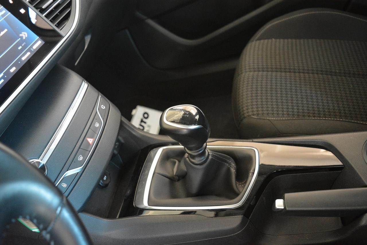 Peugeot 308 BlueHDi 130 S&S SW Active telecamera