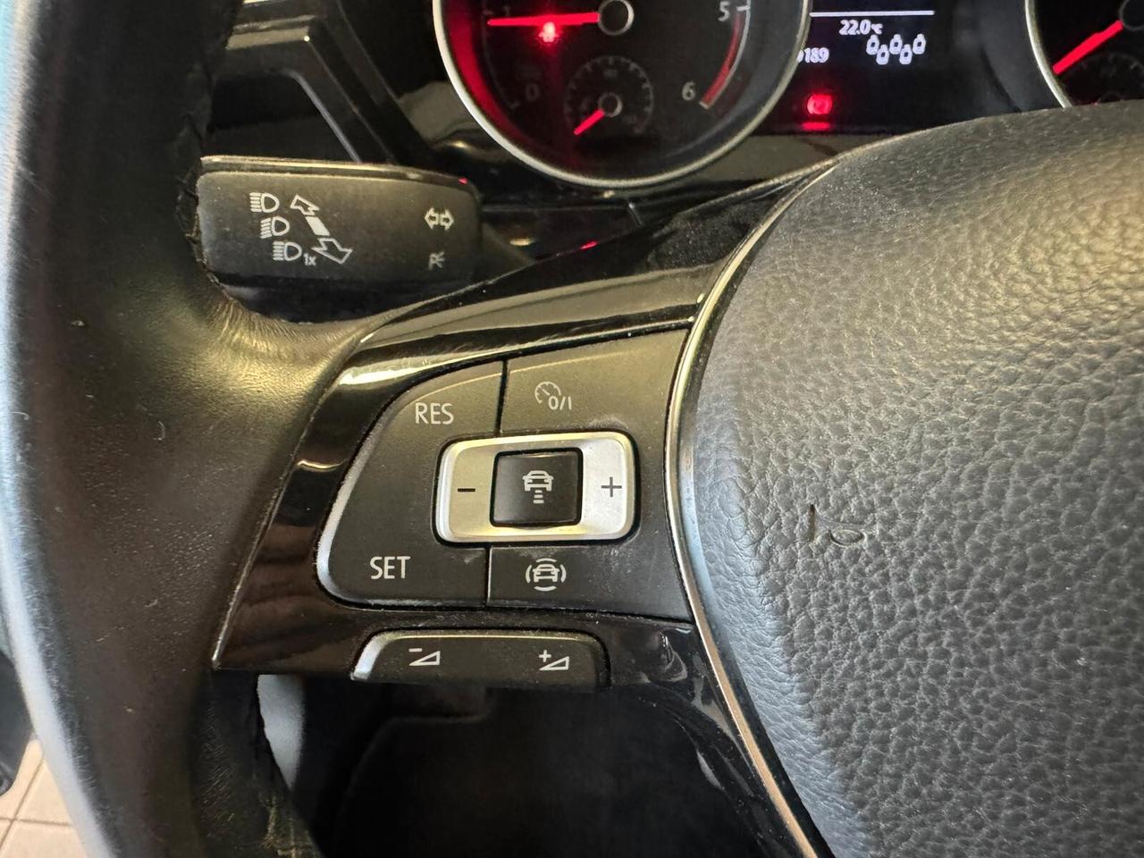 Volkswagen Touran 2.0 TDI 150 CV SCR DSG Comfortline BlueMotion Tech. 7 Posti