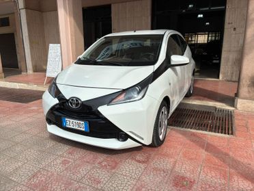 Toyota Aygo 1.0 3p garantita perfetta-2015