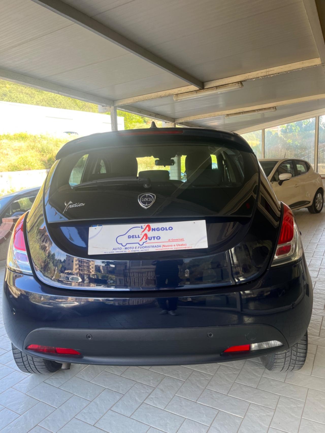 Lancia Ypsilon 1.2 69 CV 5 porte Elefantino Blu
