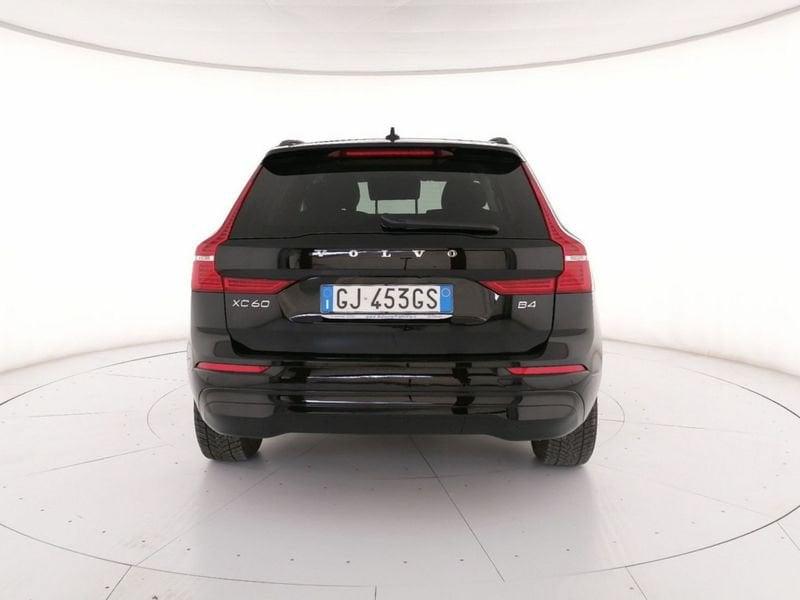 Volvo XC60 2.0 b4 Momentum auto