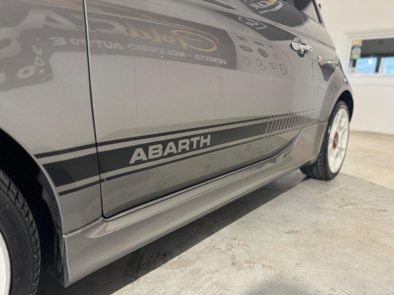 Abarth 500 C 1.4 Turbo T-Jet MTA