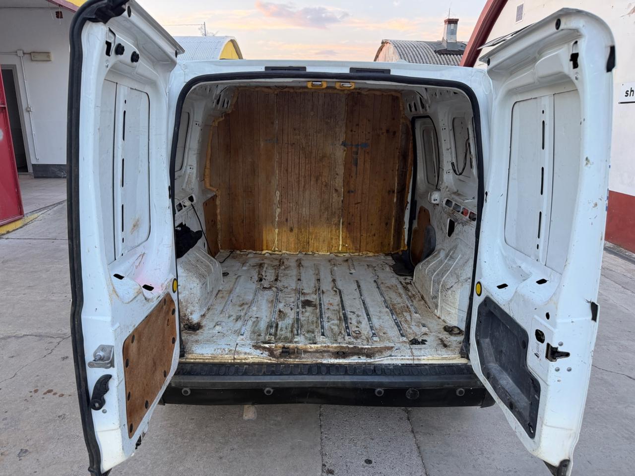 Ford Transit Connect 1.8 DTCI - 2009
