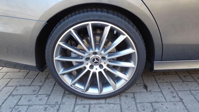 MERCEDES-BENZ E 220 d S.W. 4Matic Auto Premium AMG