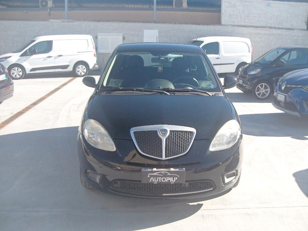 Lancia Ypsilon 1.3 MJT 75 CV Oro - 2010