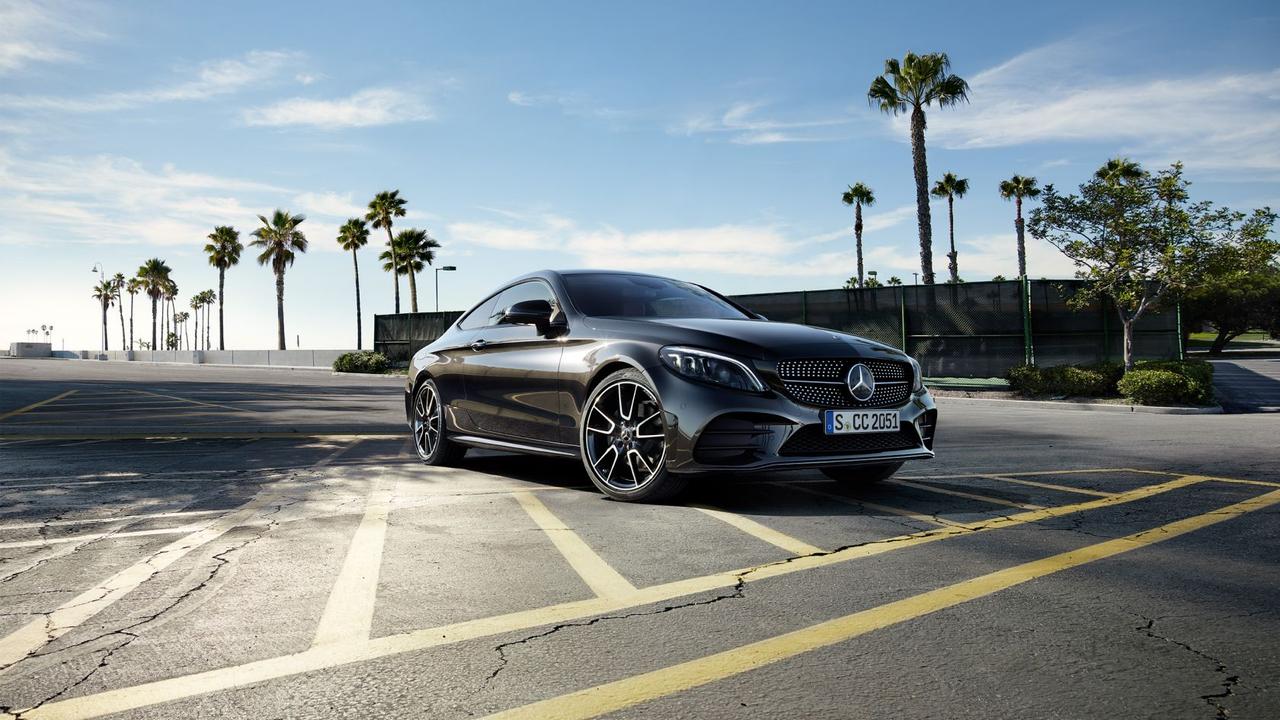 Mercedes-Benz Classe C-C205 2018 Coupe - C Coupe 220 d Premium Plus auto