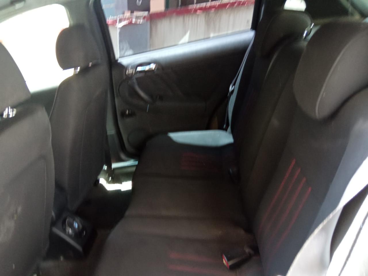 Alfa Romeo 147 1.9 JTD M-JET 16V 5 porte Q2