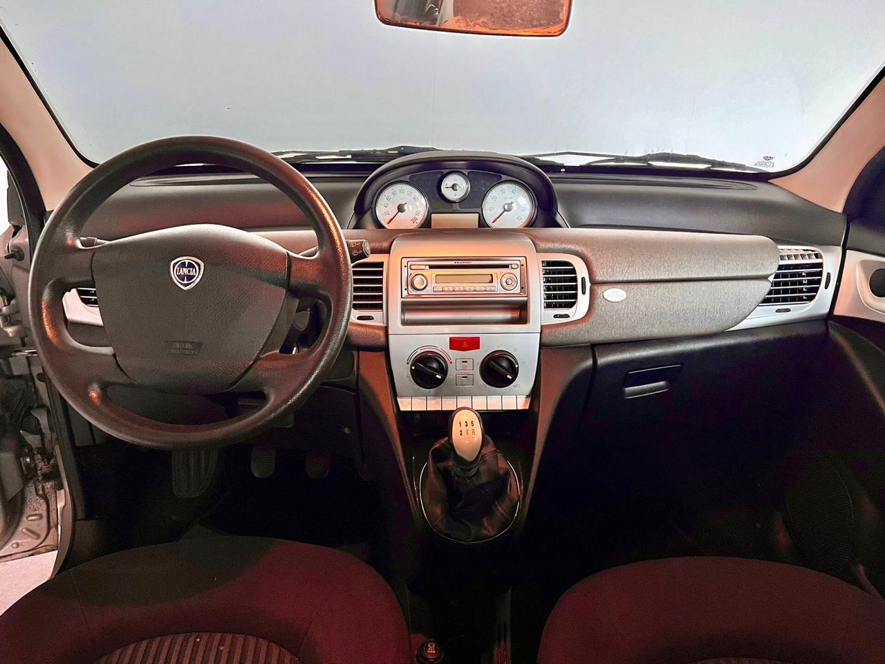 Lancia Ypsilon 1.2 69 CV Elle