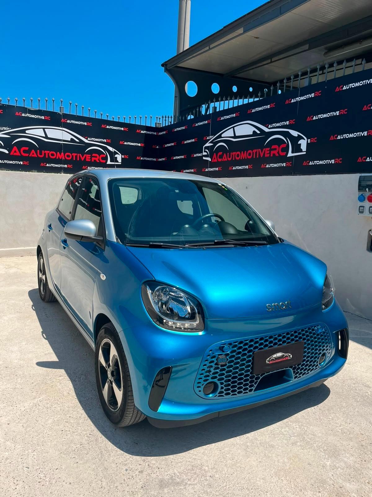 Smart ForFour EQ Pulse