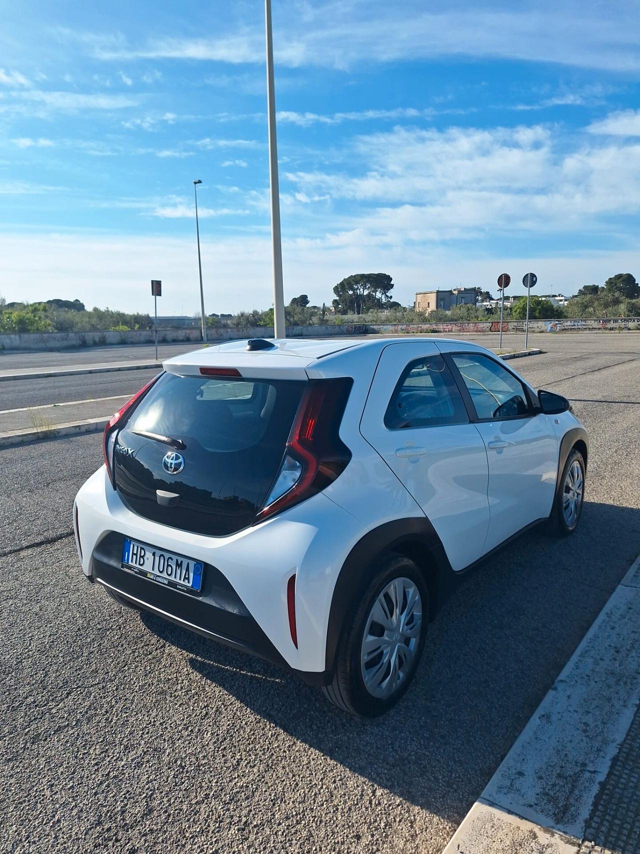 Toyota Aygo X 1.0 VVT-i 72 CV 5P. Lounge S-CVT