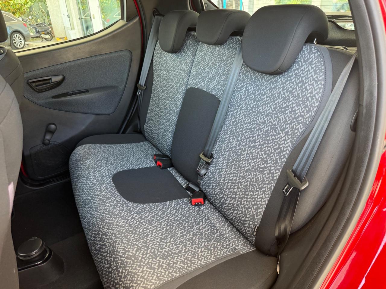 Lancia Ypsilon 1.0 FireFly 5 porte S&S Hybrid Ecochic Gold