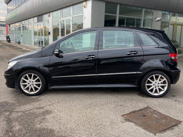 MERCEDES-BENZ B 200 CDI Sport