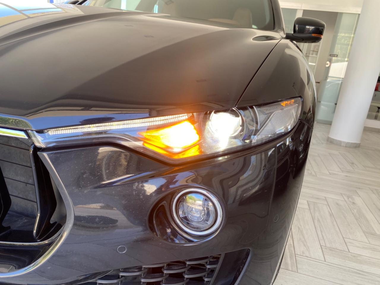 Maserati Levante 3.0D V6 250cv GRANSPORT R20/HARMAN2019