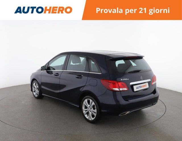 MERCEDES-BENZ B 200 d Automatic Sport