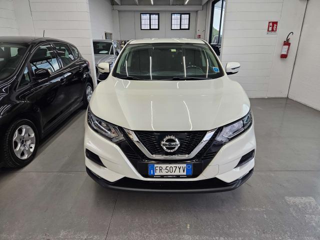Nissan Qashqai 1.5 dci Tekna 110cv NEOPATENTATI