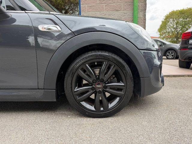 MINI Cooper S 0 192CV 5 PORTE NAVIGATORE CERCHI DA 18" FARI XENO