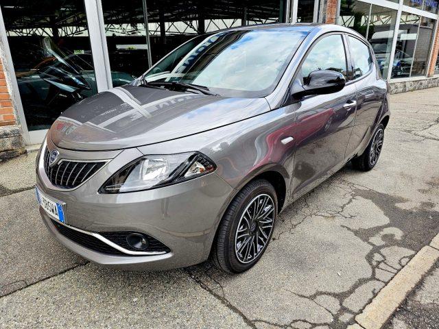 LANCIA Ypsilon 1.0 FireFly 5 porte S&S Hybrid Silver