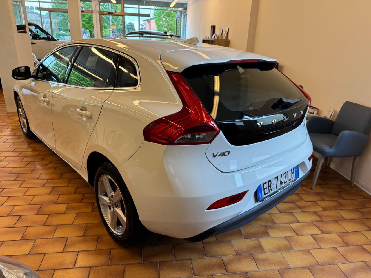 Volvo V40 D2 1.6 DIESEL OK NEOPATENTATI
