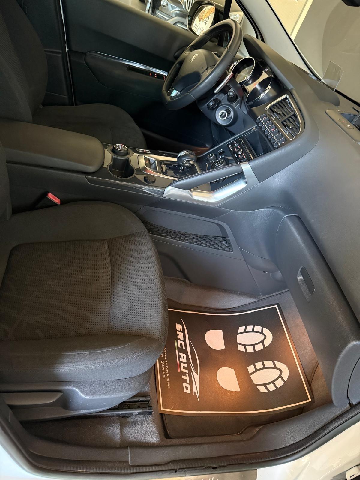 Peugeot 3008 HYbrid4
