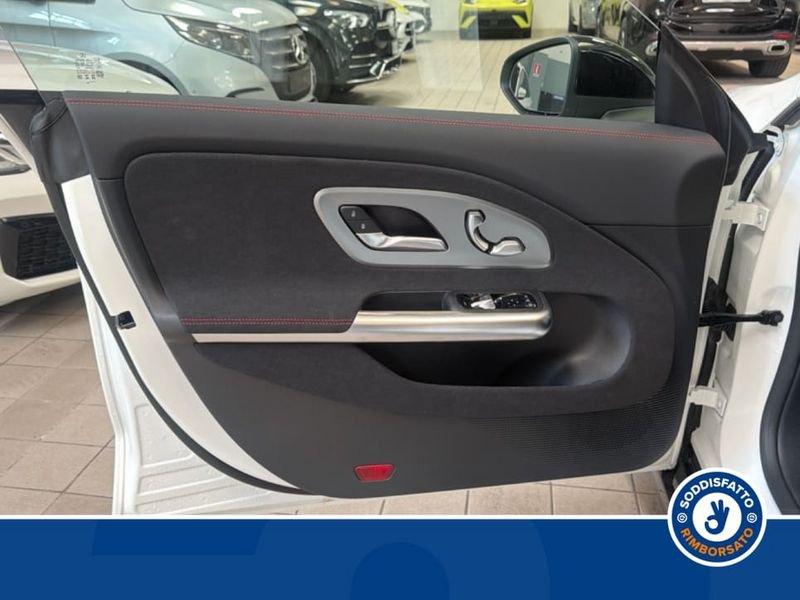 Mercedes-Benz CLA 200 Automatic 4Matic Coupé AMG Line Premium