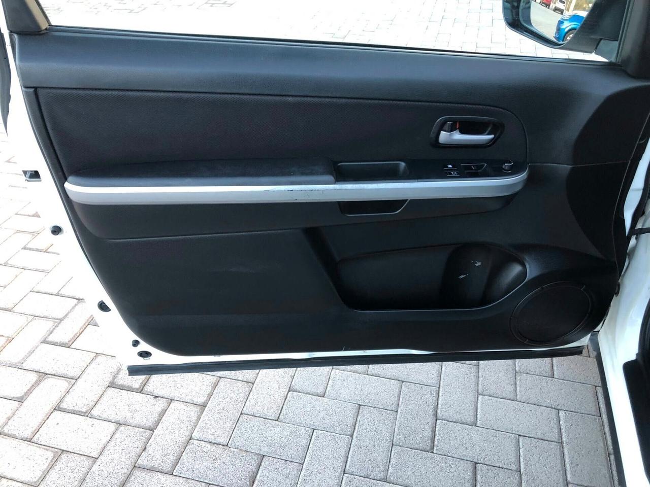 Suzuki Grand Vitara 1.9 DDiS 3 porte Offroad 2011