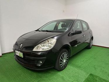 RENAULT Clio 1.2 16V 5 porte Le Iene