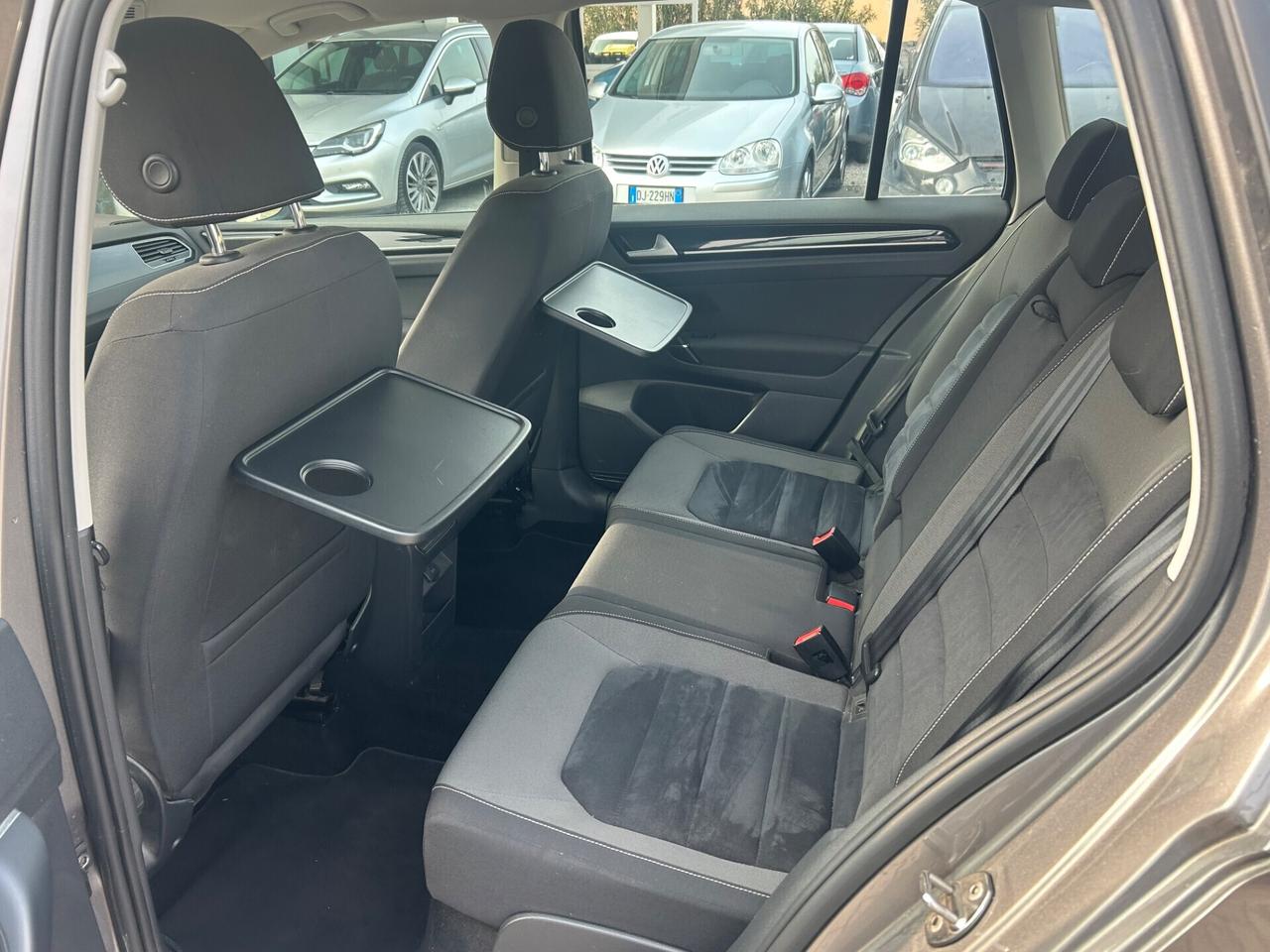 Volkswagen Golf Sportsvan Variant Business 1.6 TDI 110 CV DSG Highline BMT