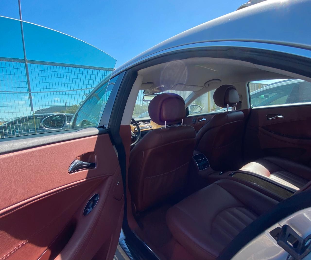 MERCEDES CLS 320 CDI SPORT – 224 CV – SOLO 68.000 KM