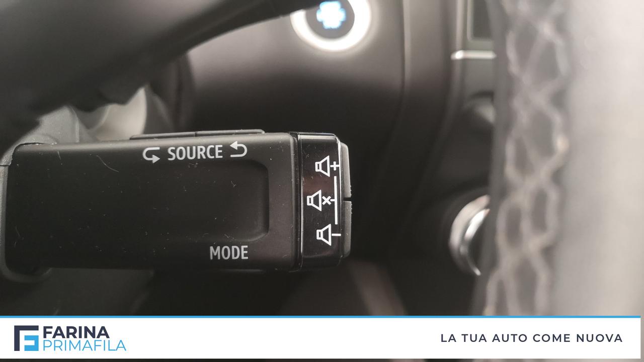 RENAULT Captur II 2019 - Captur 1.6 E-Tech hybrid Intens 145cv auto