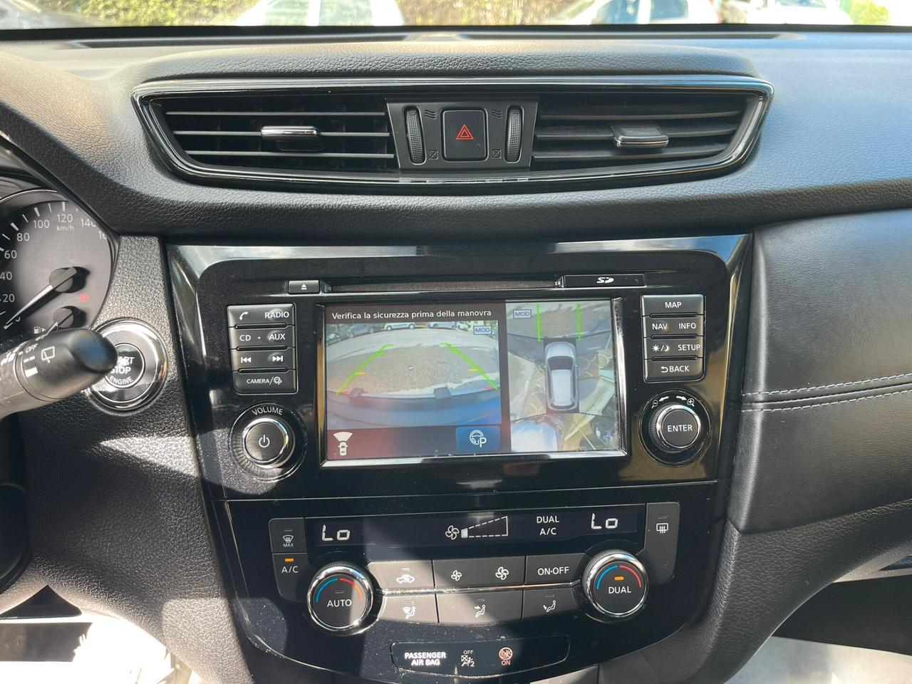 Nissan X-Trail dCi 150 2WD N-Connecta