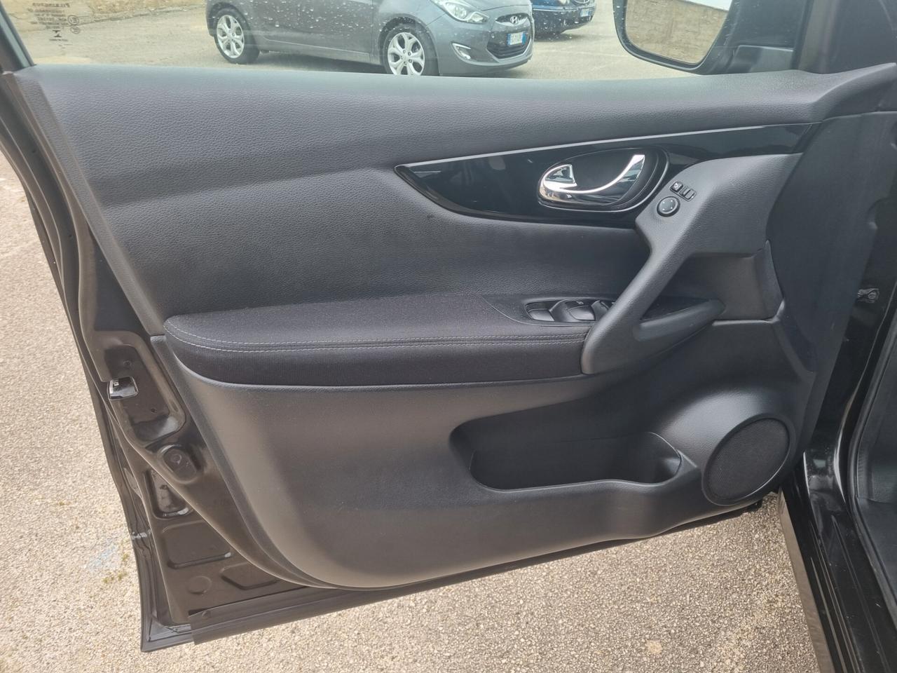 Nissan Qashqai 1.5 dCi 360° N-Connecta