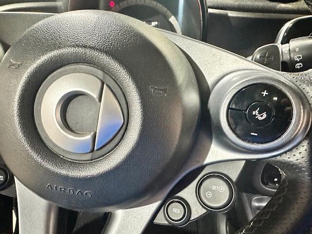 Smart ForFour 70 1.0 twinamic Superpassion