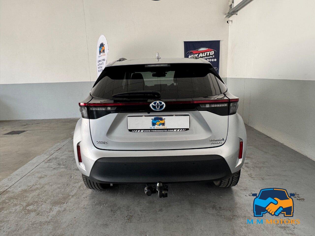 Toyota Yaris Cross 1.5h Lounge awd-i 116cv e-cvt UNICOPRO GANCIO TRAINO TAGLIANDI TOYOTA