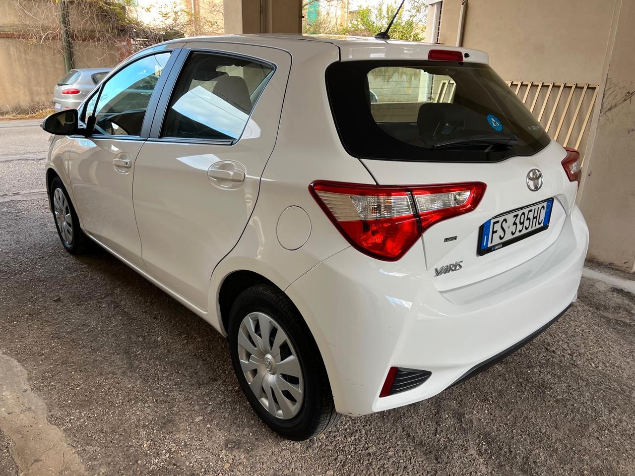 Toyota Yaris 1.0 72 CV 5 porte Active